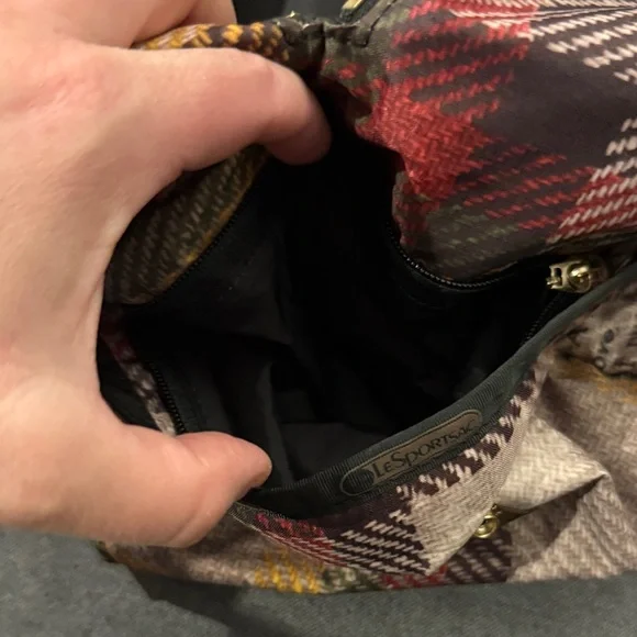 LeSportsac L.A.M.B Barrell Purse - Picture 9 of 14